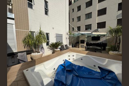 Apartamento à venda com 146m², 2 quartos e 2 vagas Apartamento à venda com 146m², 2 quartos e 2 vagasÁrea externa