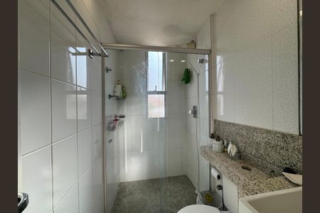 Apartamento à venda com 146m², 2 quartos e 2 vagas Apartamento à venda com 146m², 2 quartos e 2 vagasBanheiro