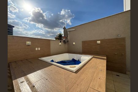 Apartamento à venda com 146m², 2 quartos e 2 vagas Apartamento à venda com 146m², 2 quartos e 2 vagasÁrea externa