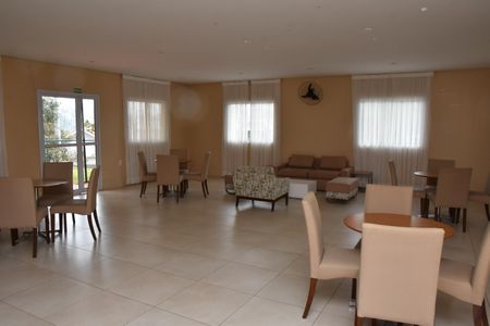 Apartamento para alugar com 49m², 2 quartos e 1 vaga Apartamento para alugar com 49m², 2 quartos e 1 vagaÁrea comum - Salão de festas