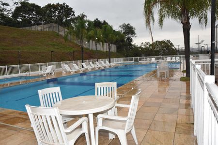Apartamento para alugar com 49m², 2 quartos e 1 vaga Apartamento para alugar com 49m², 2 quartos e 1 vagaarea piscina