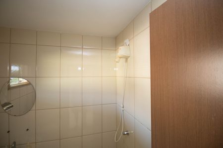 Casa de condomínio à venda com 350m², 5 quartos e 2 vagasBanheiro Social