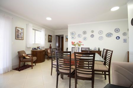 Casa de condomínio à venda com 350m², 5 quartos e 2 vagasSala 1