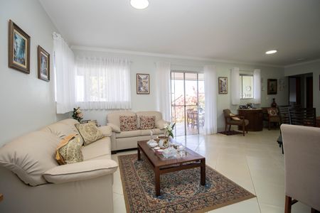 Casa de condomínio à venda com 350m², 5 quartos e 2 vagasSala 1