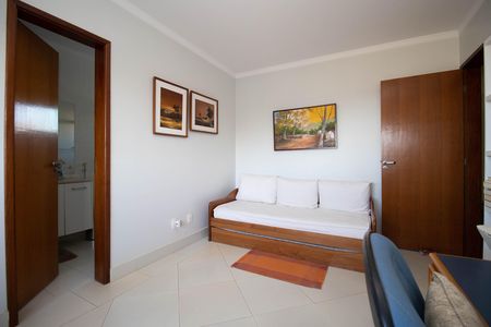 Casa de condomínio à venda com 350m², 5 quartos e 2 vagasSuíte 2
