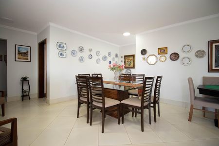Casa de condomínio à venda com 350m², 5 quartos e 2 vagasSala 1