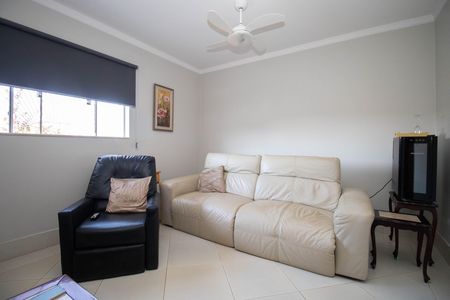 Casa de condomínio à venda com 350m², 5 quartos e 2 vagasSala 2