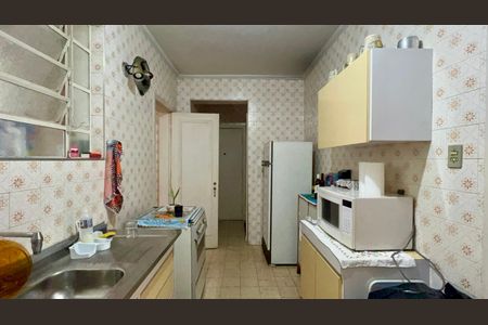Apartamento à venda com 140m², 3 quartos e 2 vagas Apartamento à venda com 140m², 3 quartos e 2 vagasCozinha