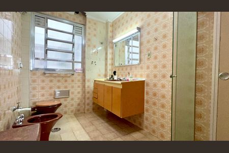 Apartamento à venda com 140m², 3 quartos e 2 vagas Apartamento à venda com 140m², 3 quartos e 2 vagasBanheiro