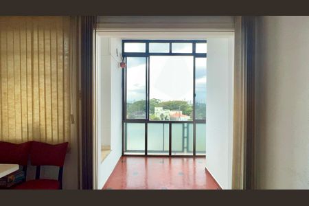 Apartamento à venda com 140m², 3 quartos e 2 vagas Apartamento à venda com 140m², 3 quartos e 2 vagasVaranda da sala