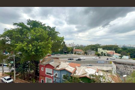 Apartamento à venda com 140m², 3 quartos e 2 vagas Apartamento à venda com 140m², 3 quartos e 2 vagasVista da varanda da sala