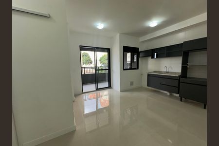 Sala de apartamento para alugar com 2 quartos, 48m² em Vila Engenho Novo, Barueri