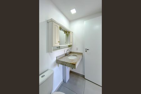 Apartamento para alugar com 70m², 2 quartos e 1 vaga Apartamento para alugar com 70m², 2 quartos e 1 vagaBanheiro
