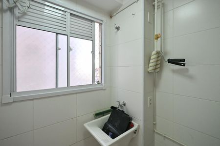 Área de Serviço  de apartamento para alugar com 2 quartos, 41m² em Jardim Celeste, São Paulo