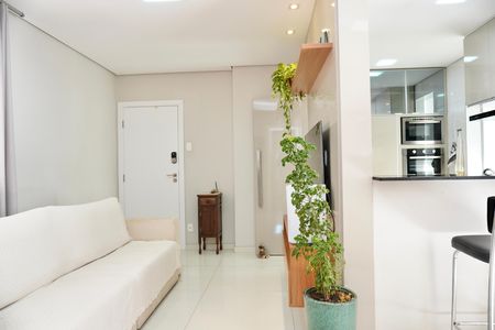 Apartamento para alugar com 65m², 2 quartos e 1 vaga Apartamento para alugar com 65m², 2 quartos e 1 vagaSala
