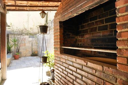 Apartamento para alugar com 65m², 2 quartos e 1 vaga Apartamento para alugar com 65m², 2 quartos e 1 vagaChurrasqueira