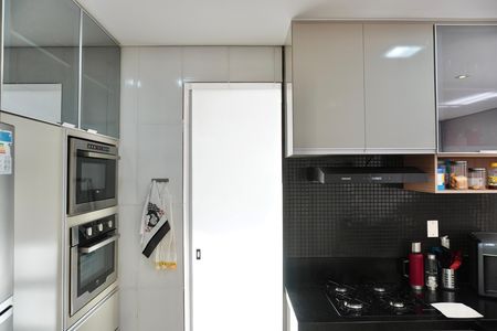 Apartamento para alugar com 65m², 2 quartos e 1 vaga Apartamento para alugar com 65m², 2 quartos e 1 vagaCozinha e Área de Serviço