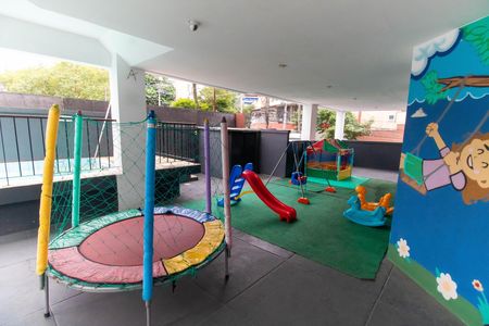 Área comum de apartamento para alugar com 2 quartos, 180m² em Santa Rosa, Niterói