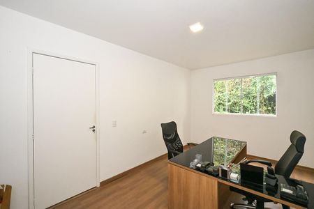 Casa para alugar com 690m², 6 quartos e 5 vagasQuarto 4