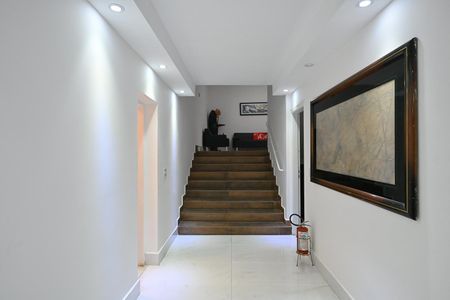Casa para alugar com 690m², 6 quartos e 5 vagasHall Social