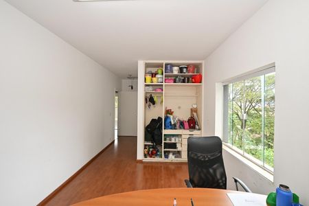 Casa para alugar com 690m², 6 quartos e 5 vagasSuíte 2