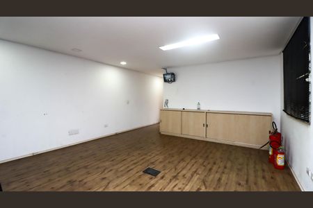 Sala de casa à venda com 8 quartos, 269m² em Vila Ernesto, São Paulo