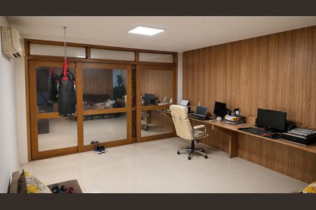 Sala de casa de condomínio à venda com 2 quartos, 80m² em Belém Velho, Porto Alegre