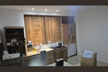 Quarto de casa de condomínio à venda com 2 quartos, 80m² em Belém Velho, Porto Alegre