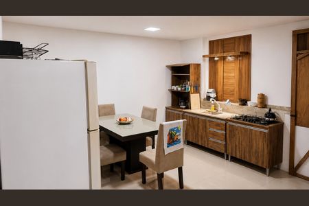 Cozinha de casa de condomínio à venda com 2 quartos, 80m² em Belém Velho, Porto Alegre