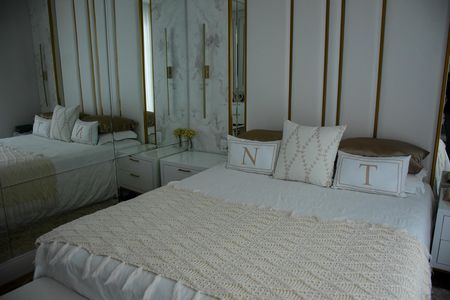 Casa de condomínio para alugar com 235m², 2 quartos e 4 vagas Casa de condomínio para alugar com 235m², 2 quartos e 4 vagasSuíte