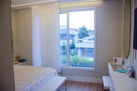 Casa de condomínio para alugar com 235m², 2 quartos e 4 vagas