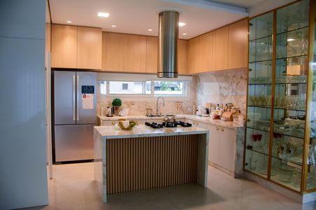 Casa de condomínio para alugar com 235m², 2 quartos e 4 vagas