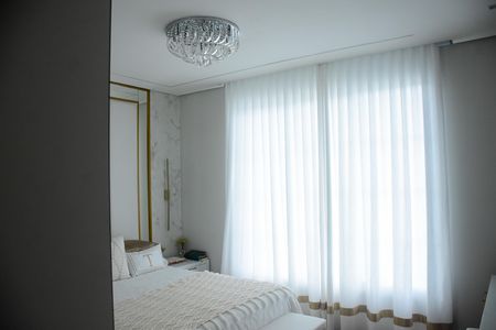 Suíte de casa de condomínio para alugar com 2 quartos, 235m² em Distrito Industrial, Cachoeirinha