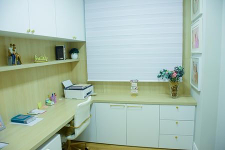 Casa de condomínio para alugar com 235m², 2 quartos e 4 vagas Casa de condomínio para alugar com 235m², 2 quartos e 4 vagasEscritório