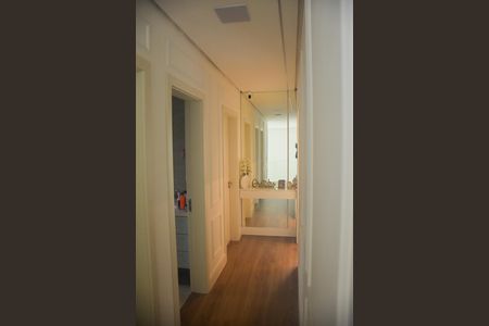 Casa de condomínio para alugar com 235m², 2 quartos e 4 vagas Casa de condomínio para alugar com 235m², 2 quartos e 4 vagasCorredor