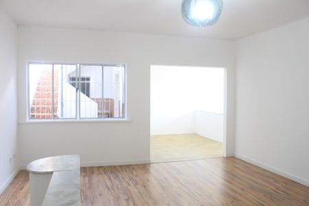 Sala de casa para alugar com 3 quartos, 180m² em Nova Gerti, São Caetano do Sul