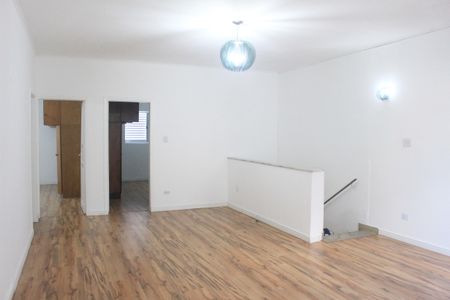 Casa para alugar com 3 quartos, 180m² em Nova Gerti, São Caetano do Sul