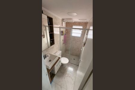 Banheiro de apartamento para alugar com 2 quartos, 49m² em Jardim Angela (Zona Leste), São Paulo