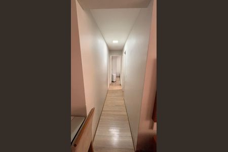 Corredor de apartamento para alugar com 2 quartos, 49m² em Jardim Angela (Zona Leste), São Paulo