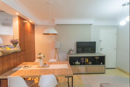 Apartamento à venda com 2 quartos, 50m² em Vila Satúrnia, Campinas