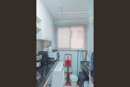 Cozinha de apartamento à venda com 2 quartos, 50m² em Vila Satúrnia, Campinas