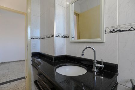 Apartamento para alugar com 60m², 2 quartos e 1 vagaBanheiro