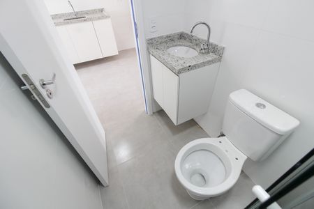 Apartamento à venda com 40m², 2 quartos e 1 vaga Apartamento à venda com 40m², 2 quartos e 1 vagaBanheiro