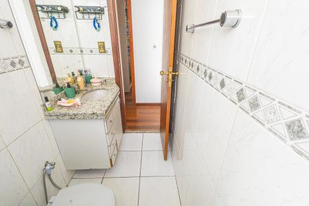 banheiro de apartamento à venda com 3 quartos, 126m² em Vila Paquetá, Belo Horizonte