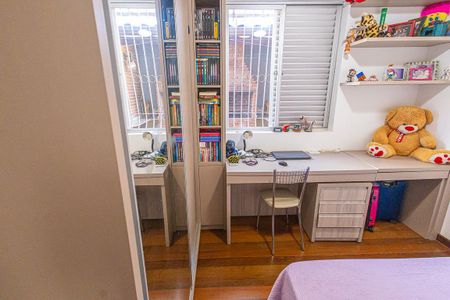Apartamento à venda com 126m², 3 quartos e 2 vagas Apartamento à venda com 126m², 3 quartos e 2 vagasquarto 3