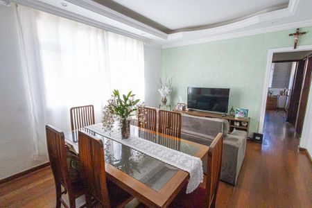 Apartamento à venda com 3 quartos, 126m² em Vila Paquetá, Belo Horizonte