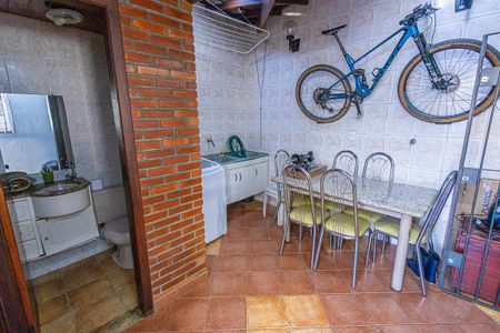 Apartamento à venda com 126m², 3 quartos e 2 vagas Apartamento à venda com 126m², 3 quartos e 2 vagasarea privativa e de serviço