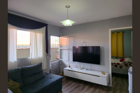 Sala  de casa de condomínio para alugar com 2 quartos, 170m² em Jardim Albertina, Guarulhos