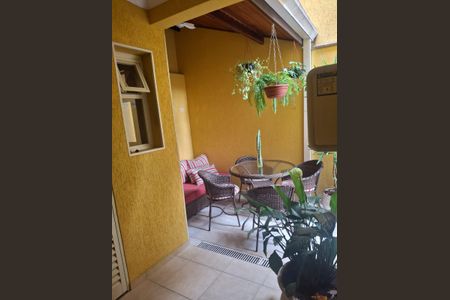 Área externa de casa à venda com 3 quartos, 141m² em Vila Leopoldina, São Paulo