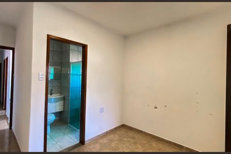Casa para alugar com 150m², 3 quartos e 2 vagas Casa para alugar com 150m², 3 quartos e 2 vagasSuite